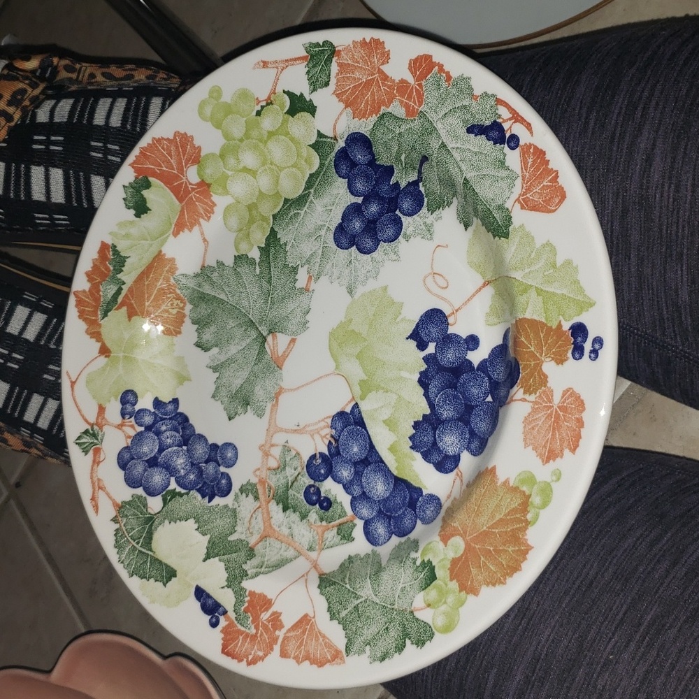 Grape plate